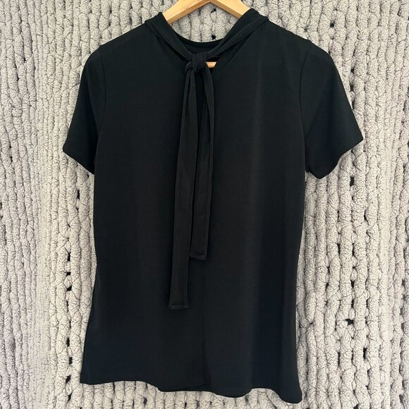 Banana Republic Factory Black Pleated Back Tee Medium - Picture 5 of 9